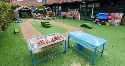 Busy Bees in Northwich - The best start in life