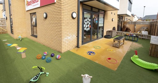 Busy Bees at Bicester Kingsmere - The best start in life
