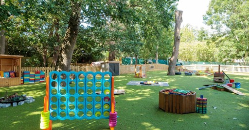 Busy Bees at Ashford Godinton - The best start in life