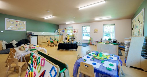 Busy Bees at Ashford Godinton - The best start in life