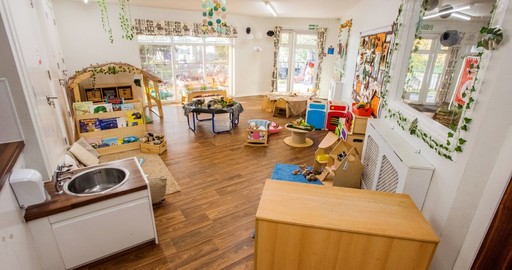 Busy Bees at Dundee West - The best start in life