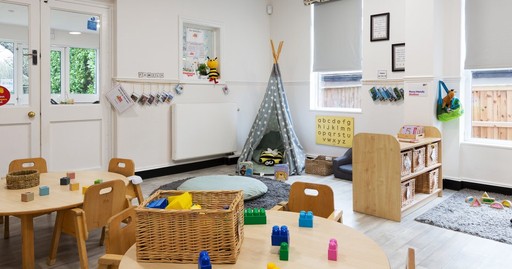 Busy Bees at Mardley Hill - The best start in life