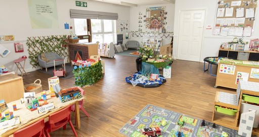 Busy Bees at Trowbridge, Paxcroft Mead - The best start in life