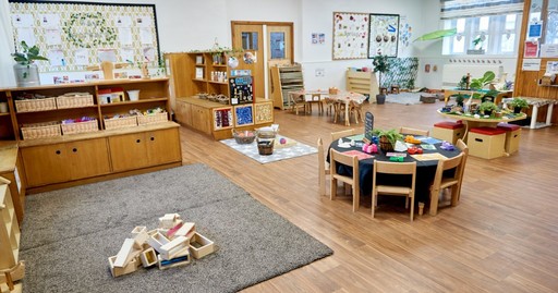 Busy Bees at Pudsey Lowtown - The best start in life