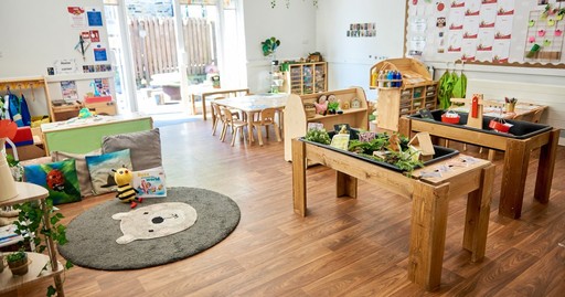 Busy Bees at Pudsey Lowtown - The best start in life
