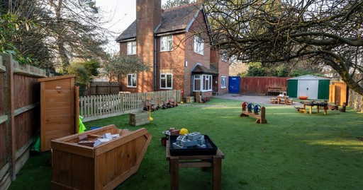 Busy Bees Maidstone Oakwood - The best start in life