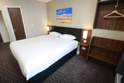 The Talardy Hotel in St Asaph - Marston's Inns
