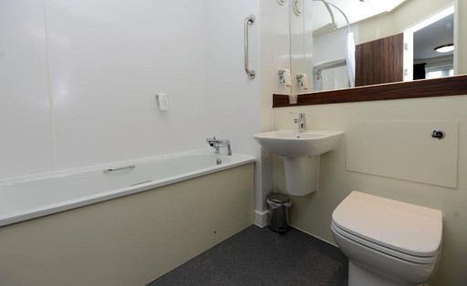 https://www.marstonsinns.co.uk/inns/the-fallow-field-hotel-telford/