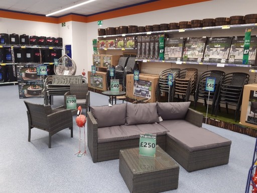 B&M's brand new store in Prestonpans stocks a huge range of Garden Furniture: everything from patio and dining sets, to hammocks, swing chairs and much more!