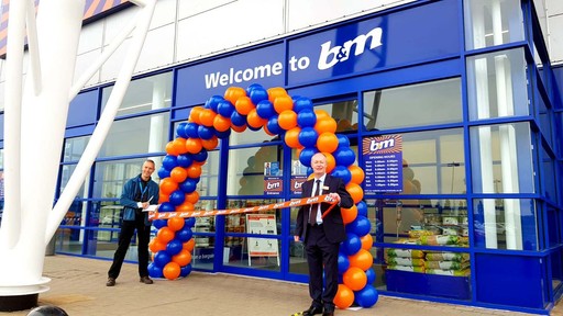 Store staff at B&M's new store in Lisburn were delighted to welcome Kathy Adams from Lagan Valley Hospital , the store's chosen Local Hero and VIP for the day. Mrs Adams was chosen for her dedication and much valued hard work in the community