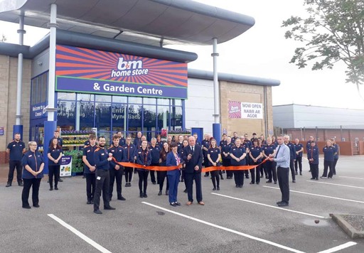 The store team is ready and the ribbon's been cut! B&M is open for business in Mold! You'll find B&M's newest store located close to the town centre on Chester Road.