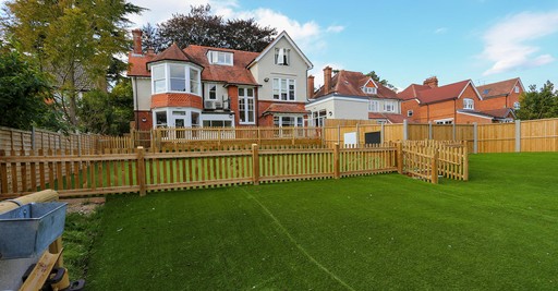 Basingstoke Copper Beeches Garden area