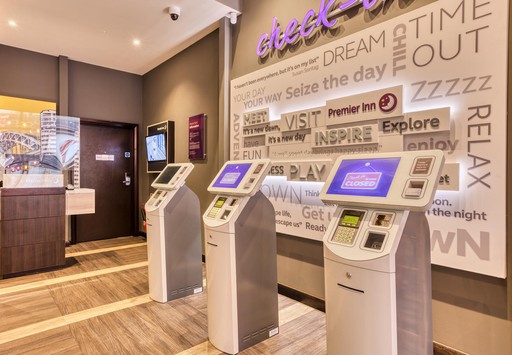 Premier Inn Glasgow City Centre (St. Enoch Square) reception