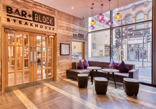 Premier Inn Glasgow City Centre (St. Enoch Square) reception