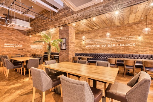 Premier Inn Glasgow City Centre (St. Enoch Square) Bar + Block restaurant