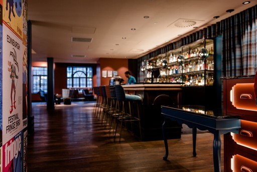 Motel One Edinburgh Princes Bar