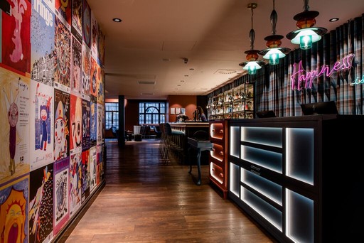 Motel One Edinburgh Princes Reception