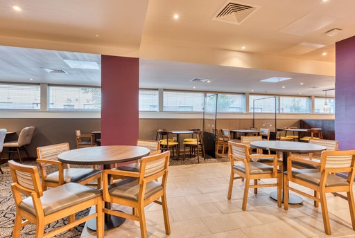 Premier Inn Oxford Botley restaurant