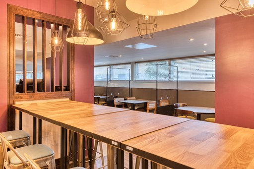 Premier Inn Oxford Botley restaurant