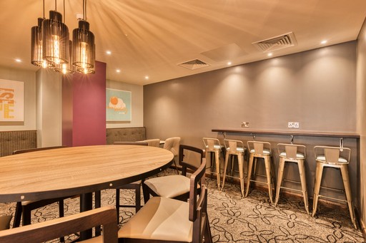 Premier Inn Oxford Botley restaurant