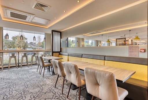 Premier Inn Bury St Edmunds North (A14) restaurant
