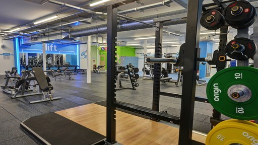 Free weight area