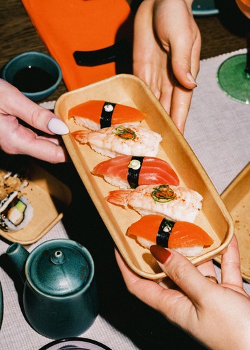 YO! premium nigiri