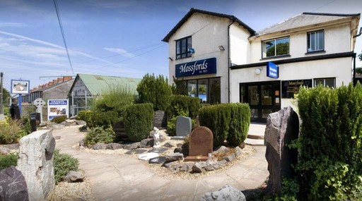 Mossfords Exterior