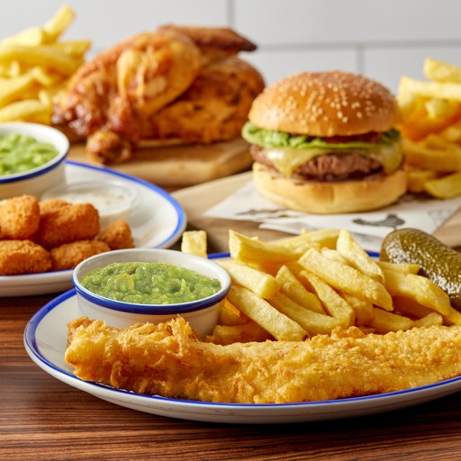 Fresh fish & chips served every day at The Boundary 🐟