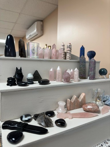 Crystal boutique 