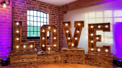 Don't You Just LOVE Rustic Letter Hire