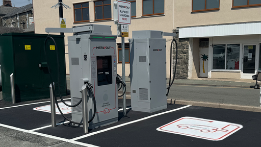 This InstaVolt ultra rapid EV charging station on Station Road in Barmouth offers convenient access for electric vehicle drivers. Located near local shops and amenities, the site features clearly marked charging bays and contactless payment.