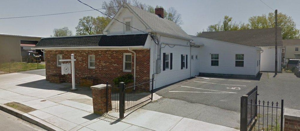 Henry Funeral Home 510 Washington St, Cambridge, MD, 21613-2716