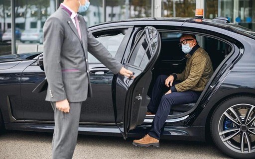 Executive Car Hire Service in Leicester