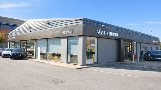 Evans Halshaw Hyundai Doncaster exterior