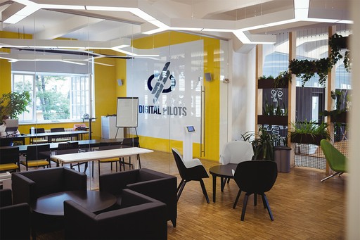 Digital Pilots Meeting Room