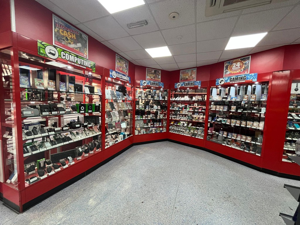 CeX in 7 Broad Walk, Harlow, CM20 1HX