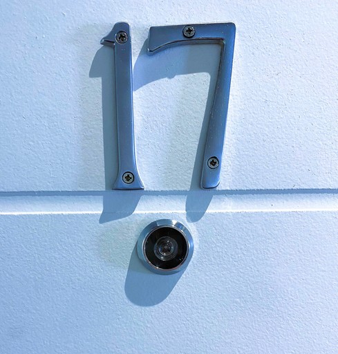 Peephole