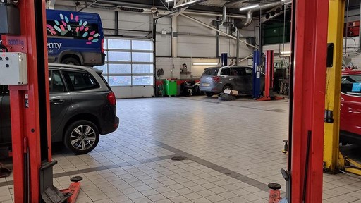 Cars inside the Citroen Service Centre Hull workshop