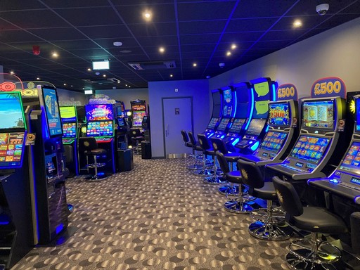 MERKUR Slots Shirley Inside