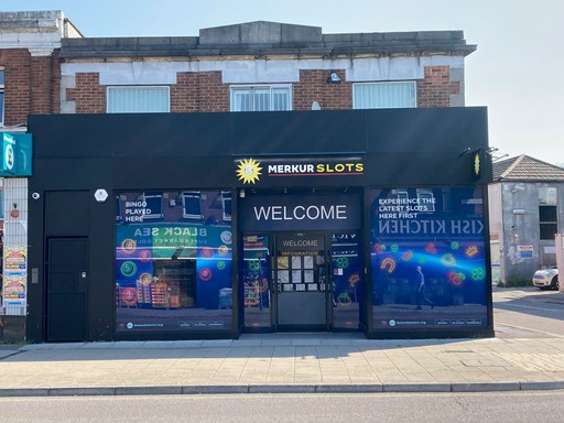 MERKUR Slots Shirley Outside