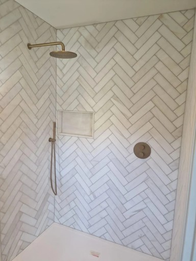 Shower Fitter