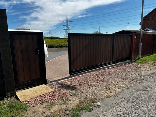 Automated Driveway Gate 