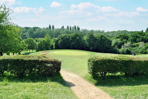 The jewel in the crown of the Stevenage Golf & Conference centre is the par 72, 18-hole golf course. Nestled among the lush Hertfordshire countryside, this course is accessible to beginners, as well as offering a challenge to more advanced golfers.