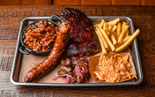 Hog Heaven BBQ Tray
