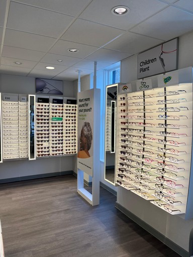 Specsavers Opticians and Audiologists - Porthmadog