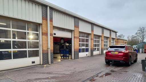 Ford Service Centre Milton Keynes exterior