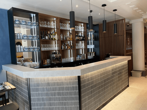 Hoi Tsin bar fit out