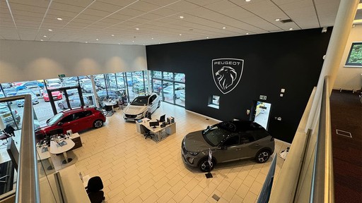 Peugeot Leeds Interior Image