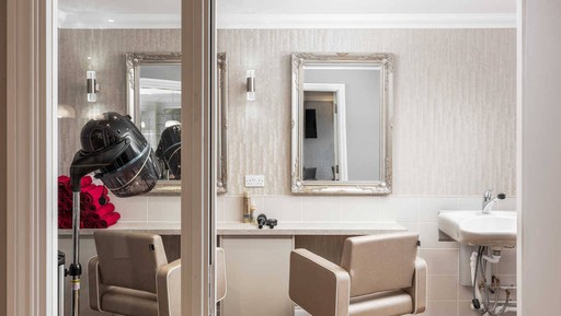 Salon